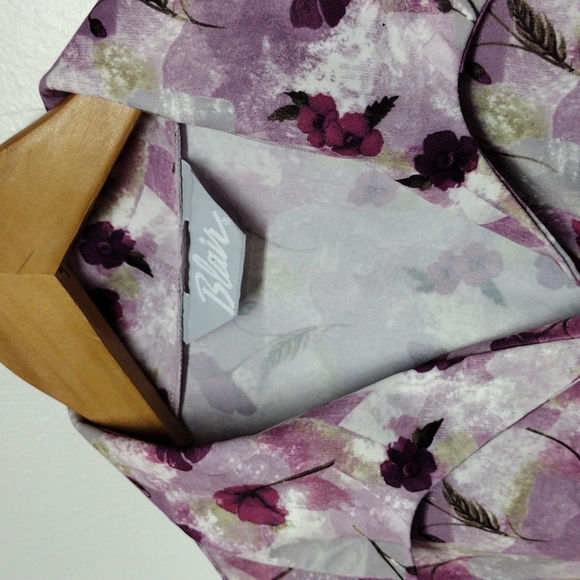 Button Down Grandma Style Blouse - Picture 6 of 7